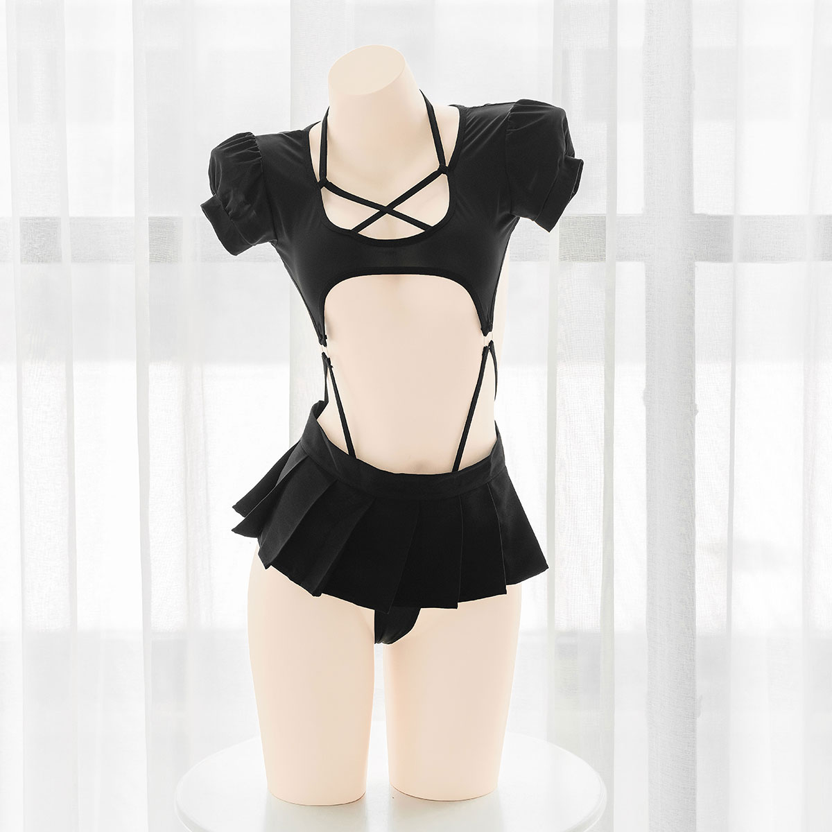 Anime Student Puff Mouw Zwart  - Anime Cosplay Duo recensie en prijs